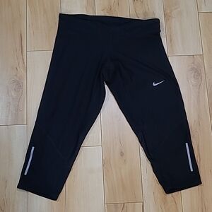 Nike women's XS capris